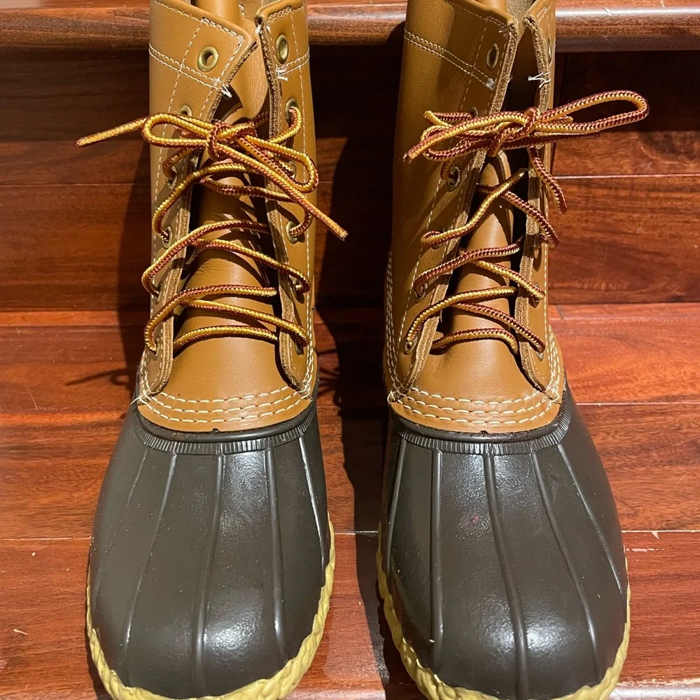 LL Bean Ladies waterproof duck boots - Picture 1 of 5